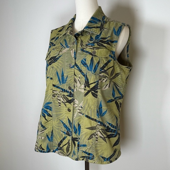 Chico’s Olive Green Jungle Palm Jean Vest Chico’s Size 1 (Medium/8) - Picture 2 of 9